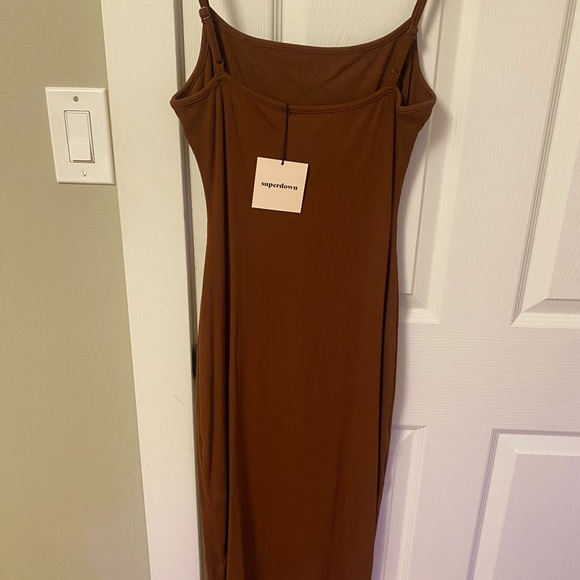 Superdown Candice Midi Dress, Brand New with Tags - Picture 2 of 4